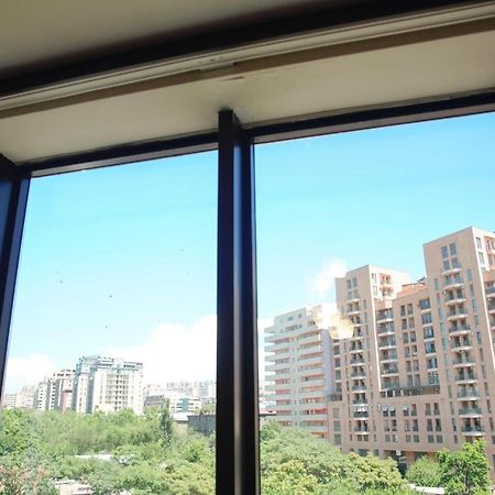 City Center Appartment At Buzand St. Yerevan Ngoại thất bức ảnh