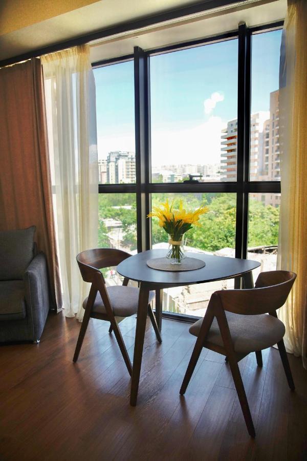 City Center Appartment At Buzand St. Yerevan Ngoại thất bức ảnh
